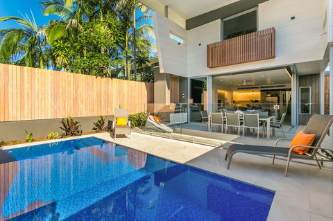 KoKo's Beach Houses - Accommodation Bookings 0