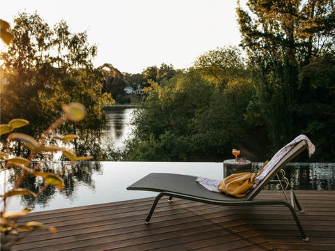 Lake House - Accommodation Bookings 1