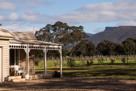 Lallibroch - Accommodation Bookings 0