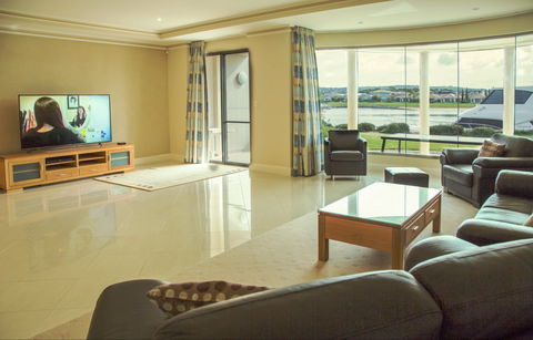 Monterey Waters 27A - Accommodation Bookings 0