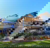 Pelican Escape 11