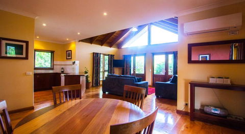 Perricoota Vines Retreat - Accommodation Bookings 2