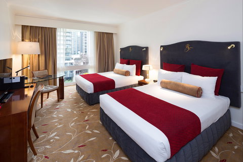 Royal On The Park Hotel And Suites - Accommodation Bookings 2