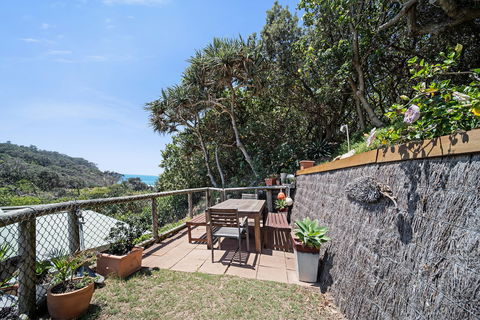 13 Point Lookout Beach Resort - Accommodation Bookings 0