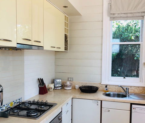 1880s Kananook Heritage House - Accommodation Bookings 2