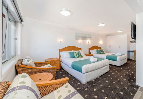 Adrift Apartments - Accommodation Bookings 2