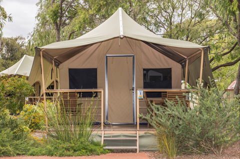 Amblin Holiday Park - Accommodation Bookings 0
