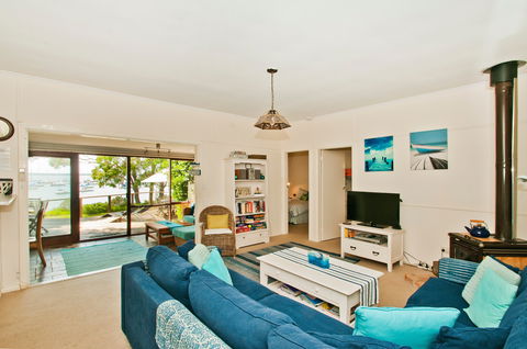 Bay Cottage - Accommodation Bookings 0