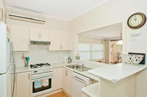Bay Cottage - Accommodation Bookings 1