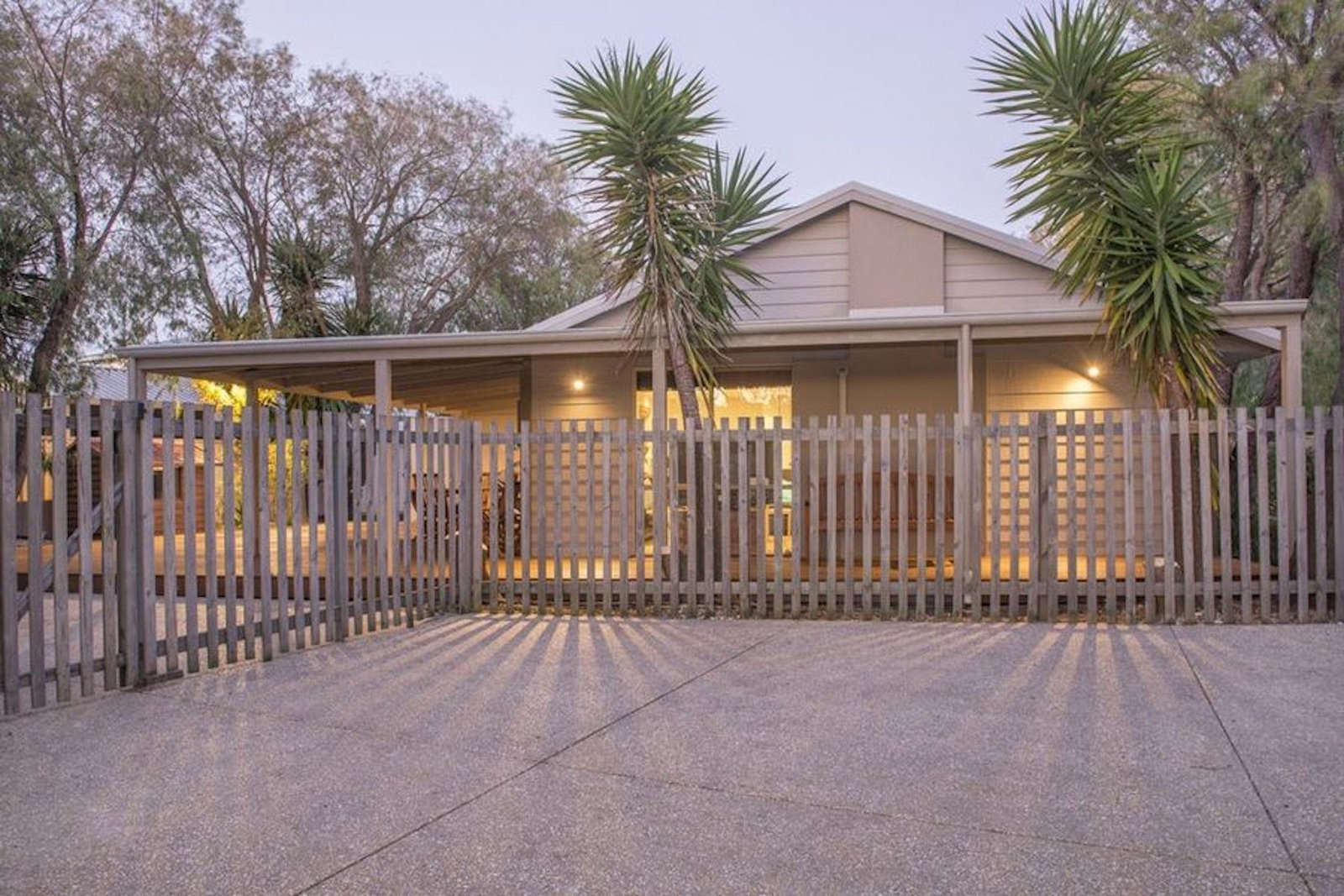  Accommodation Bookings