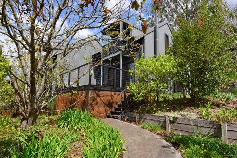 Cloudsong Chalets - Accommodation Bookings 0