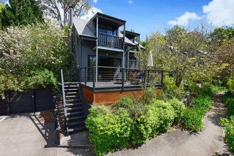 Cloudsong Chalets - Accommodation Bookings 2
