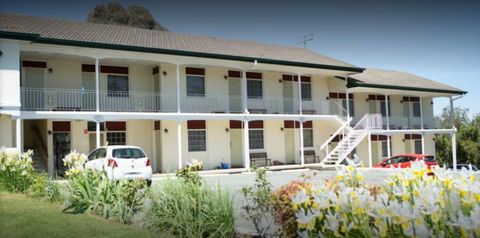 Colonial Lodge Motor Inn - Accommodation Bookings 0