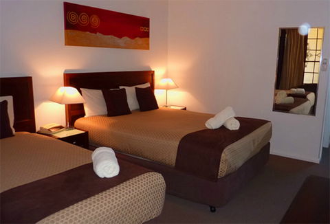 Colonial Lodge Motor Inn - Accommodation Bookings 1