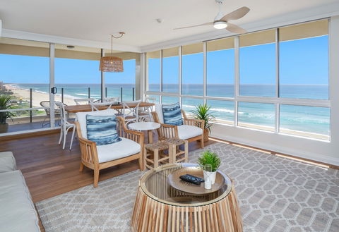 Dorchester On The Beach - Accommodation Bookings 2