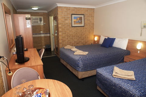 Forest Lodge Motor Inn And Restaurant - Accommodation Bookings 1