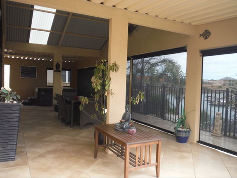 Happy Gilmore - Accommodation Bookings 1