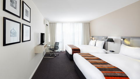 Holiday Inn Warwick Farm - Accommodation Bookings 1