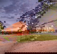 Honeysuckle Rise Country Accommodation - Accommodation Bookings