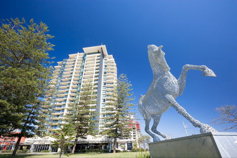 Mantra Broadbeach On The Park - Accommodation Bookings 0