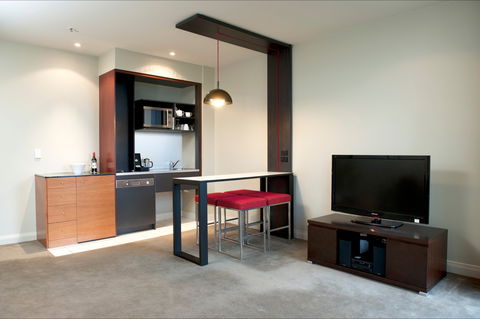 Mantra Hindmarsh Square - Accommodation Bookings 2