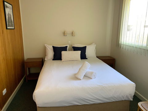 Marina Motel Rooms - Accommodation Bookings 1