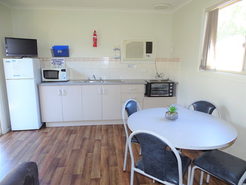Moonta Bay Cabins - Cabin 3 - Accommodation Bookings 1