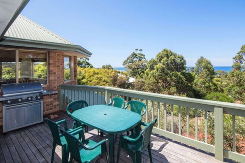 Ocean House - Accommodation Bookings 1