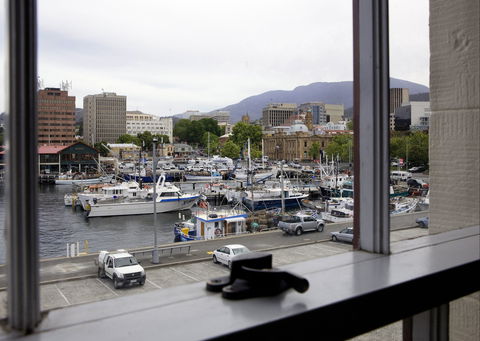 Sullivans Cove Apartments - Harbourside - Accommodation Bookings 1