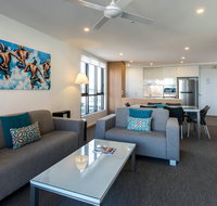 Synergy  Broadbeach - Accommodation Bookings