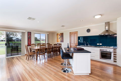 Windy's At Wellington - Accommodation Bookings 2