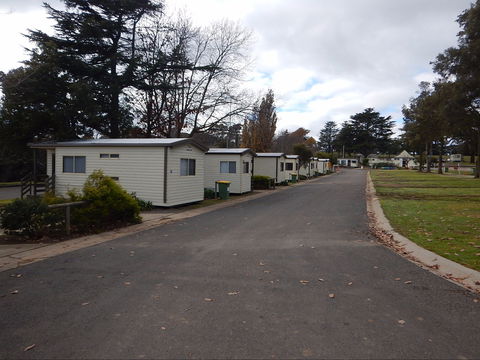 Yass Caravan Park - Accommodation Bookings 0