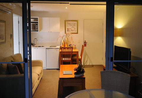 The Victoria Port Fairy - Accommodation Bookings 6