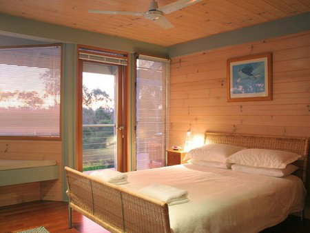 Bombah Point Eco Cottages - Accommodation Bookings 1