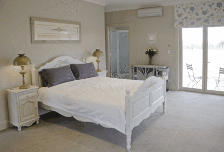 Myan Breezes Guesthouse - Accommodation Bookings