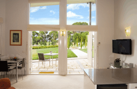 The Gatehouse At Villa Raedward - Accommodation Bookings 4