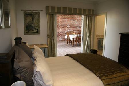  Accommodation Bookings