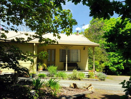 Brigadoon Cottages - Accommodation Bookings 4