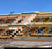 Seaview House - Accommodation Bookings