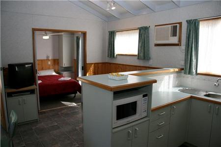 Sale Motor Village - Accommodation Bookings 4