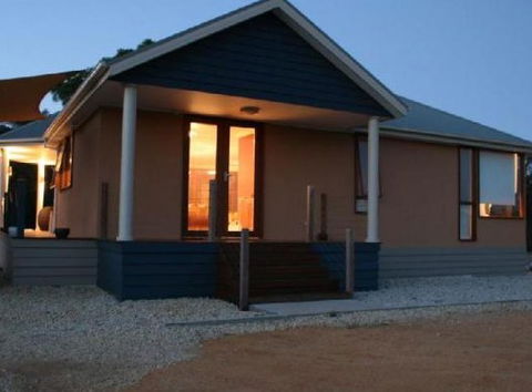 Aurora Cottages - Accommodation Bookings 0