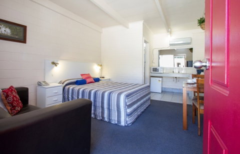 Wattle Motel - Accommodation Bookings 1