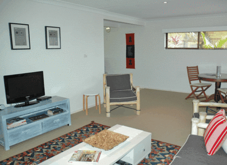 Abachi Budget 1 Bedroom Apartment - Accommodation Bookings 1