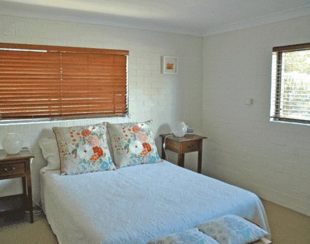 Abachi Budget 1 Bedroom Apartment - thumb 3