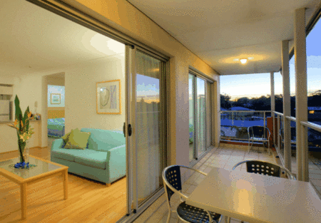 Shoal Bay Beachclub Apartments - Accommodation Bookings 4