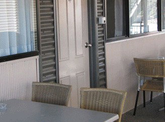 Surf Motel - Accommodation Bookings 1