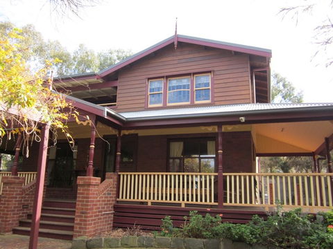 Judith Wright Stockdale & Leggo Real Estate - Accommodation Bookings 3