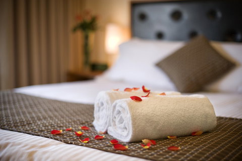 Rezz - Accommodation Bookings 2