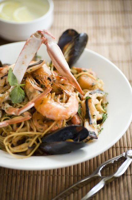 Rezz - Accommodation Bookings 3