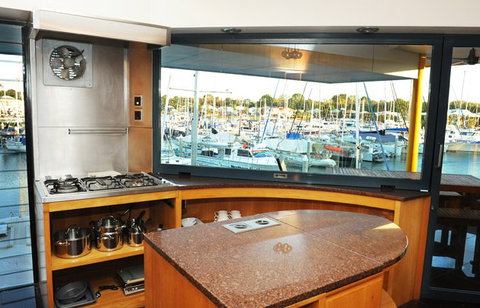 Aqua Marine - Accommodation Bookings 1